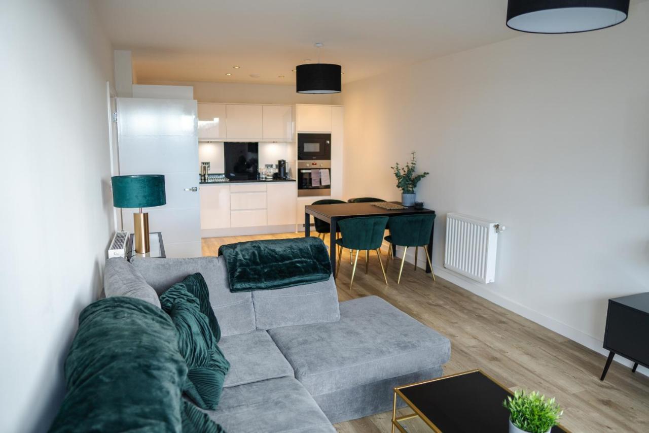 Luxury, Modern & Cosy 2 Bedroom Apartamento