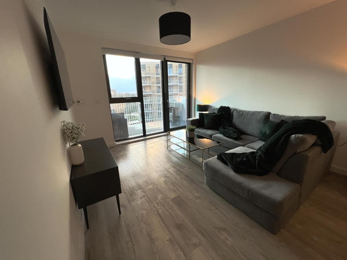 Luxury, Modern & Cosy 2 Bedroom London